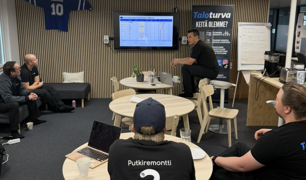 Taloturvalla työskentelyä